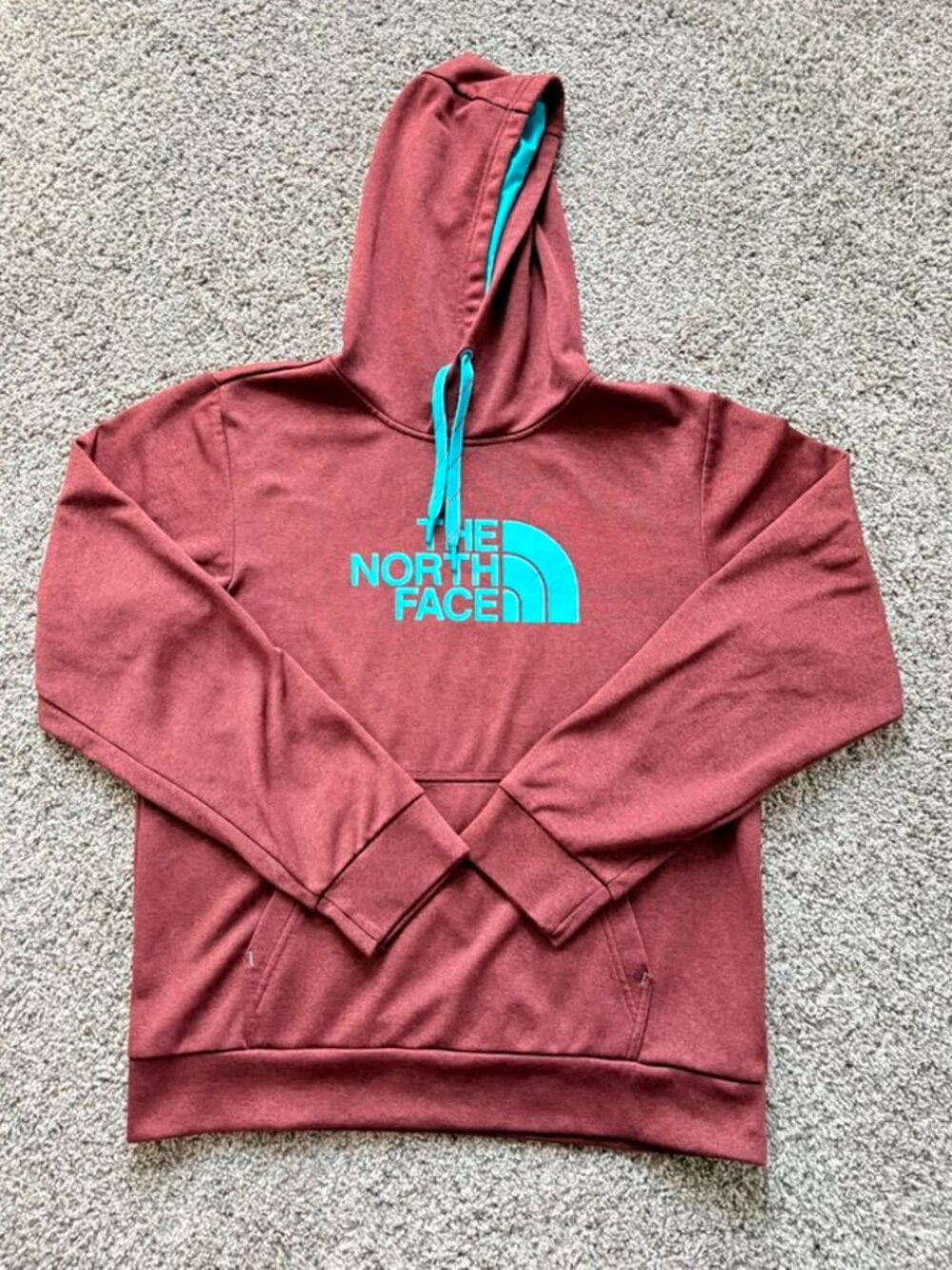 The North Face Women’s Hoodie Small Burgundy Pullover Logo Stretch Activewear